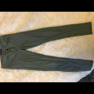 Levi’s skinny fit green pants
